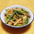 ドルフィンサーモン's cooksnap of when they made 簡単一品☆アスパラベーコンキノコ炒め☆.