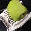 アクセル☆'s cooksnap of when they made キウイの簡単綺麗スライスの仕方.
