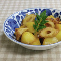 umemodoki's cooksnap of when they made 竹輪とじゃがいもの簡単味付け炒め♪.