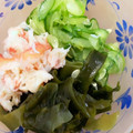 nakataka先生's cooksnap of when they made 蟹とキュウリワカメの酢の物◎.