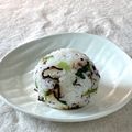かっちゃん杉's cooksnap of when they made 野沢菜、塩昆布、梅ゆかり混ぜご飯おにぎり.