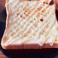 ねみねみ's cooksnap of when they made マヨと練乳のせトースト.