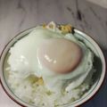 大魔女's cooksnap of when they made 目玉焼き丼.