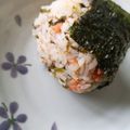 くむちん's cooksnap of when they made 高菜と鮭フレークのおにぎり.