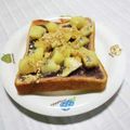 ＠迷子＠'s cooksnap of when they made あんことキウイのトースト.