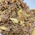 ☆hiroppy☆'s cooksnap of when they made 簡単！激ウマ！牛肉まいたけガリバタ炒め♪.