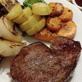 tsmitaka's cooksnap of when they made 和牛のステーキ　わさびソース.