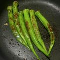 Yokchina's cooksnap of when they made もう一品★焼きオクラのガーリック醤油がけ.