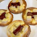 あい♪らんど's cooksnap of when they made 餃子の皮deチョコと餅のピザパイ♡.