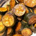 おきむや's cooksnap of when they made ズッキーニ大量消費に！和風カレー炒め！.