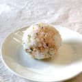かっちゃん杉's cooksnap of when they made 三島食品のひろしとあかりのおにぎり.