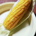 まーちゃん310's cooksnap of when they made ラップしてチンで♩茹でとうもろこし.