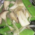 ちゃちゅ2's cooksnap of when they made 絹さやとエリンギのオリーブオイル炒め.