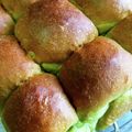 かとつー's cooksnap of when they made ホワイトチョコ入り抹茶のちぎりパン♪.