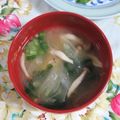 mmameco's cooksnap of when they made 簡単！玉ねぎのお味噌汁！.