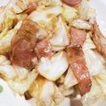 y_u♡'s cooksnap of when they made ✿簡単春キャベツとシメジのバタポン炒め✿.