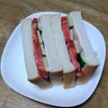 和☆2049's cooksnap of when they made トマト、きゅうりサンドイッチ.