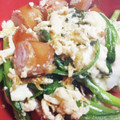 ブランシュkuu's cooksnap of when they made 春菊とソーセージのガーリック炒め.