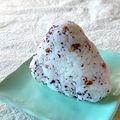 かっちゃん杉's cooksnap of when they made ゆかりとカリカリ梅（うめこ）のおにぎり.