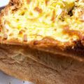 slgirl's cooksnap of when they made とろ～りチーズカレー　くりぬきトースト.