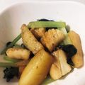 ここにゃつこ's cooksnap of when they made イカとじゃがいも小松菜のバター醤油炒め.