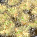 ♡マッキークッキング's cooksnap of when they made カニカマといんげんのサクサクかき揚げ.