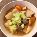 caruga's cooksnap of when they made 王道の大根・油揚げ・人参・蒟蒻のたいたん.
