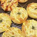 ゴリねぇ's cooksnap of when they made コーンパン （マヨネーズ入り）.