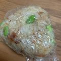 ☆こばと☆'s cooksnap of when they made 枝豆わさびマヨのおかかおにぎり.
