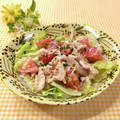 toraちゃん♪'s cooksnap of when they made トマトと蒸し鶏の簡単胡麻だれ和え.