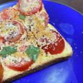 かすさぶろう's cooksnap of when they made トマトと粉チーズのガリマヨトースト.