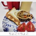 ちょこ☆ちょこ's cooksnap of when they made 簡単リメイク★焼きそばホットサンド.