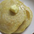 ヨムちゃんの嫁's cooksnap of when they made 簡単❤もっちもちパンケーキ.