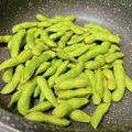 mayurich's cooksnap of when they made 蒸すだけ！うまみ凝縮☆減塩☆枝豆の茹で方.