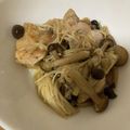ariyuch's cooksnap of when they made 鶏もも肉と山盛りきのこのバタポン炒め.