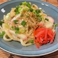 のりぞう22's cooksnap of when they made 春キャベツとカマボコの焼うどん.
