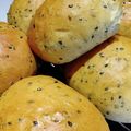 おばおわん's cooksnap of when they made 胡麻プチパン　チーズIN.