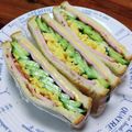 YCHキッチン's cooksnap of when they made キュウリ多目なサンドイッチ.
