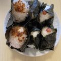 ピーナッツ子♪'s cooksnap of when they made やっぱり大好き☆おにぎりレシピ～握り方.