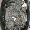 大魔女's cooksnap of when they made 醤油が染み込む！お母さんの2段のり弁.