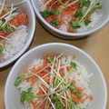 2児ママみきてぃ's cooksnap of when they made ☆簡単まいう～鮭フレーク丼☆.
