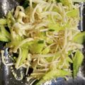 ☆ミルミル's cooksnap of when they made エノキ茸とキュウリのすり胡麻塩麹和え☆.