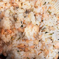 ☆ドキンちゃん☆”'s cooksnap of when they made 焼き鮭とわかめのおにぎり.