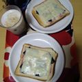 よちりん's cooksnap of when they made ベーコン海苔チーズトースト.
