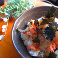 haruku221's cooksnap of when they made 我が家の丼☆焼鮭と特製旨辛みぞれ丼！.