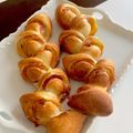 cra's cooksnap of when they made ピザ味ベーコンエピ＆ソーセージパンエピ☆.