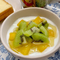 ☆あいちゃん's cooksnap of when they made キウイとパインのはちみつがけヨーグルト.