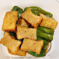 ももゆみ1230's cooksnap of when they made 簡単！！ピーマンと厚揚げの煮物.