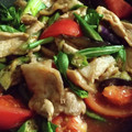 くまくま32's cooksnap of when they made 疲労回復♪豚肉とオクラとトマトの甘酢炒め.