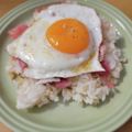 tatareo's cooksnap of when they made 【簡単】ベーコン目玉焼き丼.